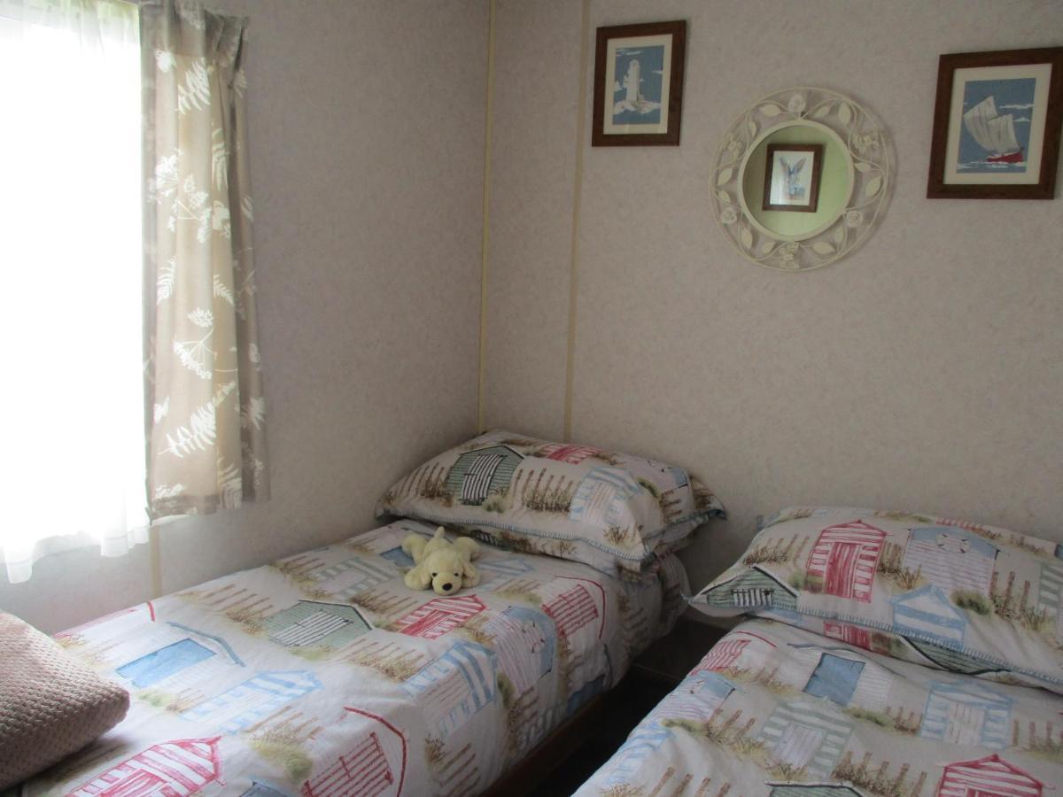 Summer Breeze Caravan Бэктон Экстерьер фото